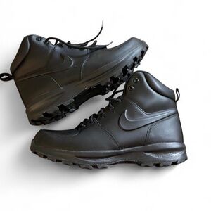 Nike Manoa Mid Men's Size 11.5 Winter Sneaker Boots Triple Black Leather